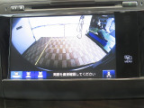 ギヤをRに入れるとナビの画面に後ろの映像が映るリヤカメラ付!後退時の安全確認やコンディションの悪い視界でもカラーバックモニターがドライバーをサポート☆☆☆