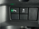 ◆障害物センサー◆車庫入れの時などに近くに障害物がある場合、障害物までの距離を音で知らせてくれます。