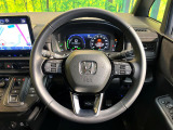 【純正革巻きステアリング】上質な革を使用することで、手にしっかり馴染みとても運転しやすいハンドルです♪