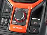 X-MODE搭載!スバルが自信を持ってお勧めする本格オフロード走行機能!雪道や泥道も楽々。急な下り坂もX-MODEがあれば加速を自動的に抑えてくれるので安心。※路面状況によっては性能に限界があります。