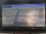 【ナビゲーション】目的地までしっかり案内してくれる使いやすいナビ。Bluetooth接続すればお持ちのスマホやMP3プレイヤーの音楽を再生可能!毎日の運転がさらに楽しくなります!!