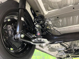 お車を安心してお乗りいただく為には、足回りの定期点検が欠かせません。サービスサポート(有償保証)では無料点検もご提供しており、安心のカーライフをお過ごしいただけるサポート体制が整っています。