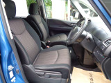 清潔で広々した座席です!是非、現車を見て体感してみてください。