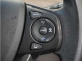 ◆アダプティブクルーズコントロール◆予め設定した車速内でクルマが自動的に加減速。前走車との適切な車間距離を維持しながら追従走行します。【LKAS】車線維持支援システムでステアリング操作を支援。