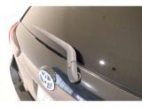 雨天時、後方の視界を見やすくするリヤワイパー。