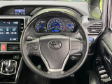 【ステアリングスイッチ】運転中、前方から目線をそらすことなく、オーディオ等の操作が可能な便利機能!安心&快適なドライブを演出してくれます♪