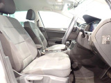 楽な姿勢で座ることが出来るので長時間の運転でも疲れにくいですし体もぶれにくいですよ。
