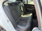 車両の詳細、ご質問につきましては、弊社営業スタッフまでお気軽にご連絡下さいませ。遠方のお客様には実車の詳細画像送信も承ります。お客様からのお問合せをお待ち致しております。