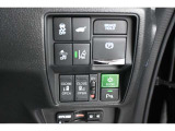 スライドドアの開閉も 運転席から