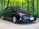 高透明度のガラス皮膜で撥水はもちろん、上質なツヤ・光沢を実現。紫外線や酸性雨から大切な愛車を保護し、色あせ・劣化を防止。「弾スプラッシュコート」、「弾プリミッサコート」からお選びいただけます。