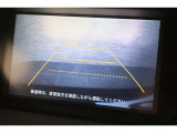 バックカメラが装備されており、後方の安全確認はもちろんのこと狭い場所での駐車や雨の日・夜間など視界の悪いコンディションでのストレスの軽減にもなります!