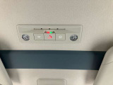 あおり運転をされても安心!緊急通報も可能、ボタンを押すだけでオペレーターにつながるSOSコール付。(別途登録費用が必要となります。)
