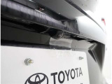 バックカメラが付いているので後方確認が非常にしやすいです。今や運転初心者も熟練者も必須装備!ついていて損はないですね♪