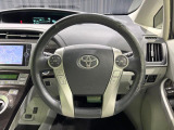 【純正革巻きステアリング】上質な革を使用することで、手にしっかり馴染みとても運転しやすいハンドルです♪