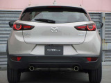 CX-3が本来持っている先鋭さを研ぎ澄ませながら、より魂動デザインを深化。上質さを磨き上げ、クオリティを追求したデザインを実現しました。