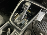 発進時から滑らかに加速する無段階変速のCVTはストップ&ゴーの多い街の中も快適です