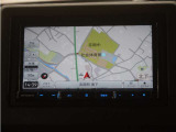 パイオニア製楽ナビ(AVIC-RZ812)&バックカメラが装備されているので、普段の使い勝手もロングドライブも快適です。