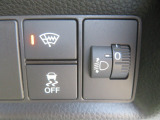 販売時から1年間は、無料で走行距離無制限の保証が付いています。