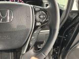 クルーズコントロールを装備しています。高速道路などで一定の速度で走ってくれるので運転が楽ですよ!速度を設定できますので、スピードの出しすぎにも注意できます。