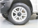 タイヤサイズは【175/80R16】です☆