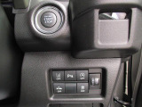 キーレスプッシュスタート。軽とは思えないほどの豊富な装備も魅力的!運転席から操作ラクラク。