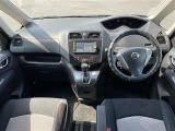 セレナ 2.0 ライダー 4WD 4WD 修復歴無し