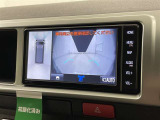 【フロントカメラ】運転席に座った状態で死角になりやすいクルマの前の様子まで確認でき安全ですね♪