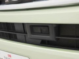 スマアシ レーザーレーダーユニットが約20m以内の車両を確認します。