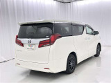 沢山乗れるのがこの車の魅力!2台で移動しないと・・・なんて時もこの車なら1台で!大活躍です♪
