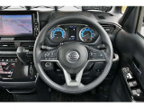 中古車だからボディーコーティングがおすすめ!下地処理が重要なコーティングはもちろんプロの施工でピカピカに仕上げます。濃色車は親水性、淡色車は撥水性のものがオススメ!