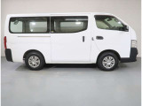 キッズスペースも完備しております♪商談テーブルから見える所に設置しておりますので、安心してお話をお聞かせください♪