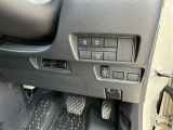 運転席右側に各種スイッチがあります!