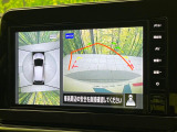【アラウンドビューモニター】専用のカメラにより、上から見下ろしたような視点で360度クルマの周囲を確認することができます☆死角部分も確認しやすく、狭い場所での切り返しや駐車もスムーズに行えます。