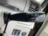 【オートライト(AUTO)】外の明るさをシステムが感知して、自動でヘッドライトが点灯します!ヘッドライトをつけ忘れを防ぐ便利機能です。