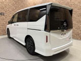 ■充実のアフターサービス■ 車の販売はもちろん、自社整備工場・自社鈑金工場・オイル交換&点検専門店舗を完備しておりますので納車後もお客様のカーライフをトータルでサポートいたします。