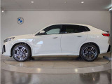 【BMWのxDrive】xDriveはいかなる状況下でも安定した走りを実現しています。 これによりストレスなく運転できることはもちろんのこと、安全性能も向上しています。