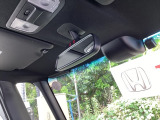 Hondaセンシング搭載!ミリ波レーダーと単眼カメラで、クルマの前方の状況を認識。ブレーキやステアリングの制御技術と協調し、安心・快適な運転や事故回避を支援する先進のシステムです!