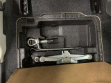 もしもの時に安心な工具やジャッキがあります。