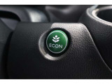 ECONスイッチの効果とあなたの運転で、クルマと力をあわせ「燃費向上=ガソリン代の節約=CO2 削減」のチャレンジをお楽しみください。