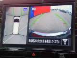 上からの視点で狭い駐車場への駐車などに役立つアラウンドビューモニターです♪