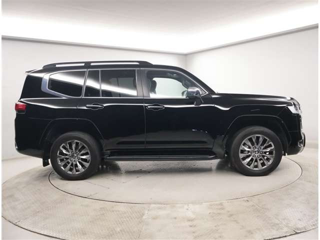 トヨタ ランドクルーザー300 3.5 ZX 4WD の中古車詳細 (25,000km