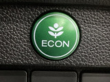 ★ECONスイッチ★ エコドライブを加速しよう!スイッチをONにすると、運転の仕方によるロスを抑え込み燃費をよくするようクルマが頑張ります(*^ー^*)燃費向上にチャレンジ♪