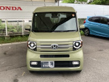お客様に安全で快適なカーライフをお送りいただくために、中古車にも高いレベルの品質基準を設け、その基準に従って、全ての中古車について納車前整備を実施しています。