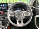 【ステアリングスイッチ】運転中、前方から目線をそらすことなく、オーディオ等の操作が可能な便利機能!安心&快適なドライブを演出してくれます♪