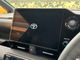 【10.5型ナビ機能付きディスプレイオーディオ】ナビ機能搭載の他、お持ちのスマートフォンと連携して、ナビやbluetoothでの音楽再生が可能です♪