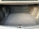 普段のお買い物や通勤、送迎等に十分な荷室スペースを確保しております。