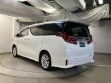 荷物をたっぷり載せてドライビング♪夏でも冬でも、アウトドアやショッピングを思い切り楽しみましょう!