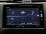 【純正ナビゲーション】使いやすいナビ操作にオーディオ機能も充実!Bluetooth接続で運転中のハンズフリー電話や好みの音楽を車内に流す事が出来ます。ラインナップや車種に応じて豊富な機能が使用可能♪