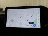 ディスプレイオーディオを装備。スマホとクルマをつなぐことで、これまでのナビに加えて、いろんなサービスが楽しめます。