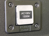 【1500Wアクセサリーコンセント】消費電力1500Wまでの家電が使えます。キャンプやスポーツ・アウトドアでのアクティビティはもちろん、災害・停電の際に大活躍♪